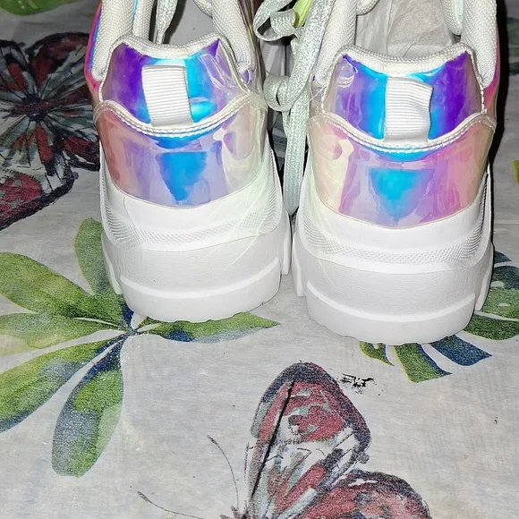NWT SIZE 9 LUCKY STEP HOLOGRAM MEMORY FOAM PLATFORM SNEAKERS - Picture 4 of 9